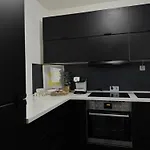 Wohlfuehl-apartment In Monheim דירה