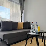 Wohlfuehl-apartment In Monheim דירה *