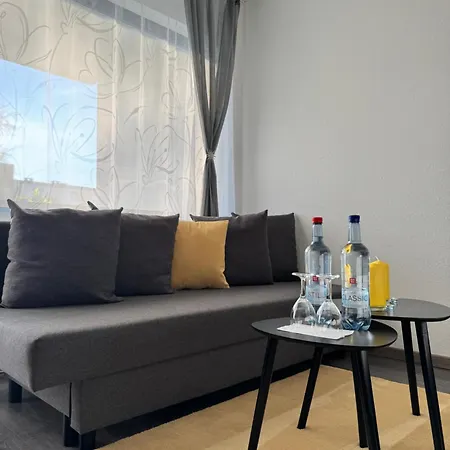 Wohlfuehl-apartment In Monheim Lejlighed *